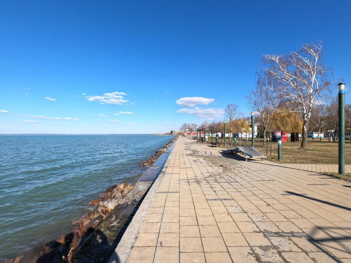 Gosztonyi Villa Сиофок Екстериор снимка