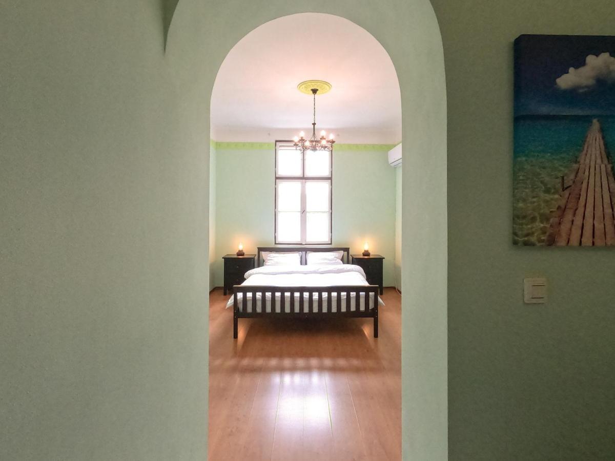 Gosztonyi Villa Сиофок Екстериор снимка