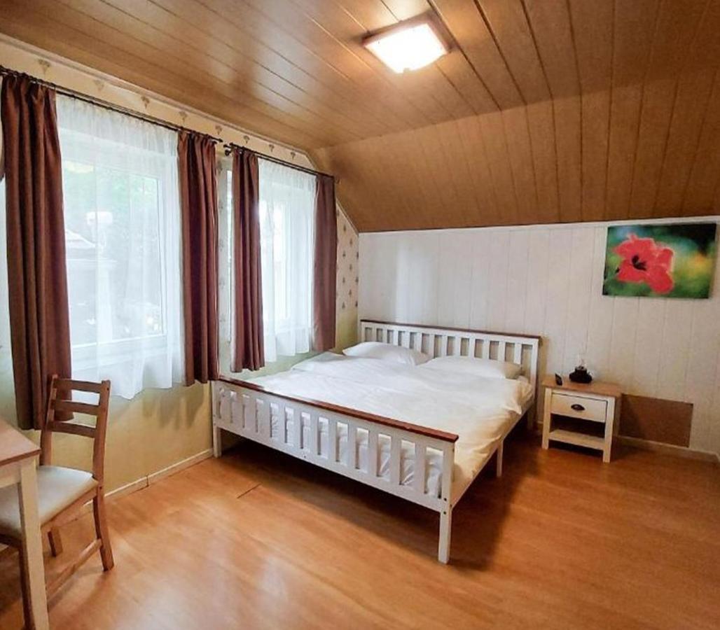 Gosztonyi Villa Сиофок Екстериор снимка